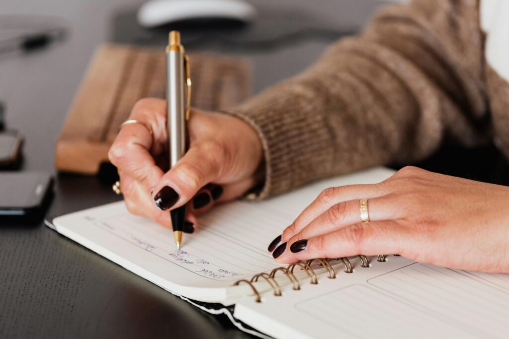 How to Create a Perfect Study Schedule 3 pexels karolina grabowska 4476376